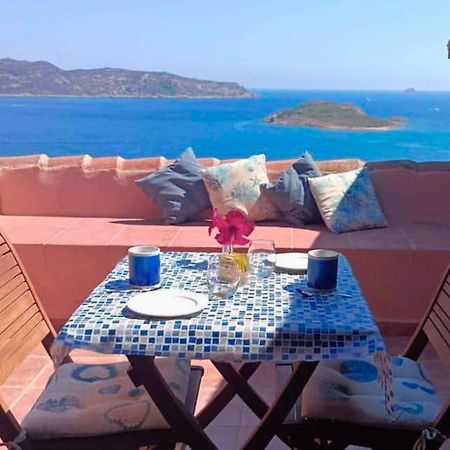 Апартаменти San Teodoro Punta Est Delizioso Monolocale Vista Mare Екстер'єр фото