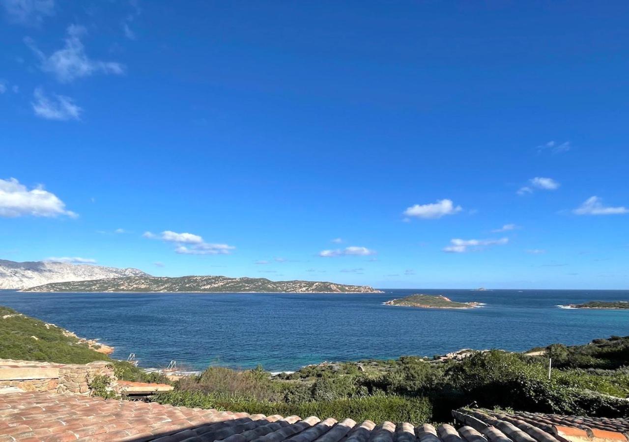Апартаменти San Teodoro Punta Est Delizioso Monolocale Vista Mare Екстер'єр фото