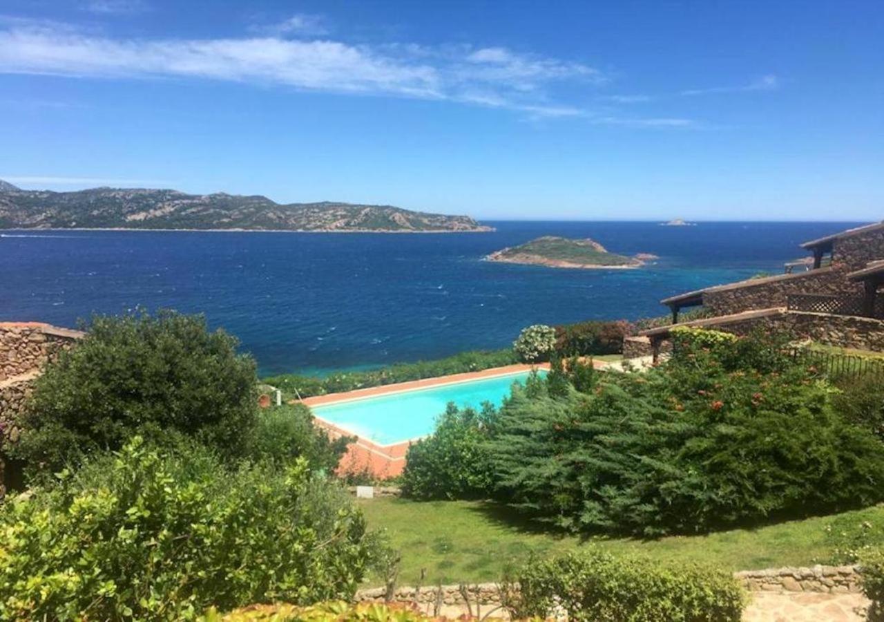 Апартаменти San Teodoro Punta Est Delizioso Monolocale Vista Mare Екстер'єр фото