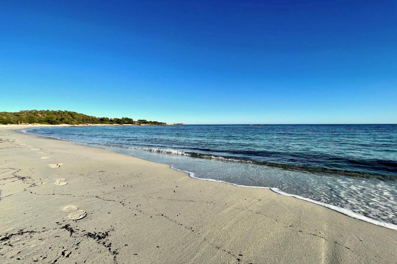 Апартаменти San Teodoro Punta Est Delizioso Monolocale Vista Mare Екстер'єр фото